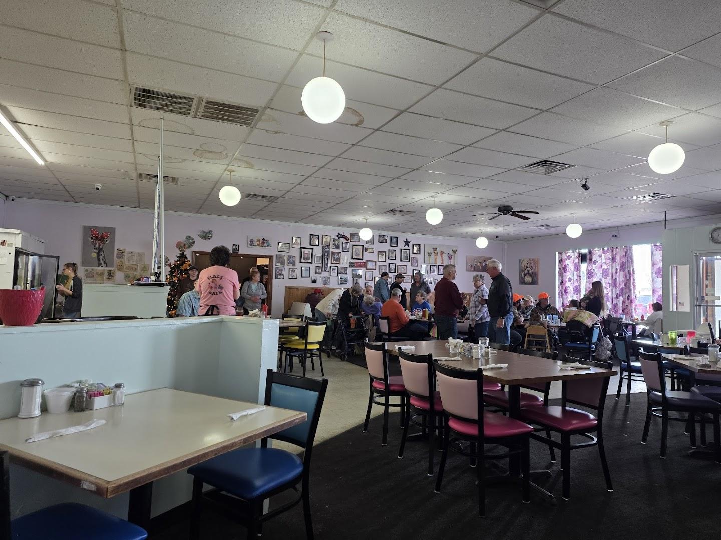 Carlinville Plaza Cafe